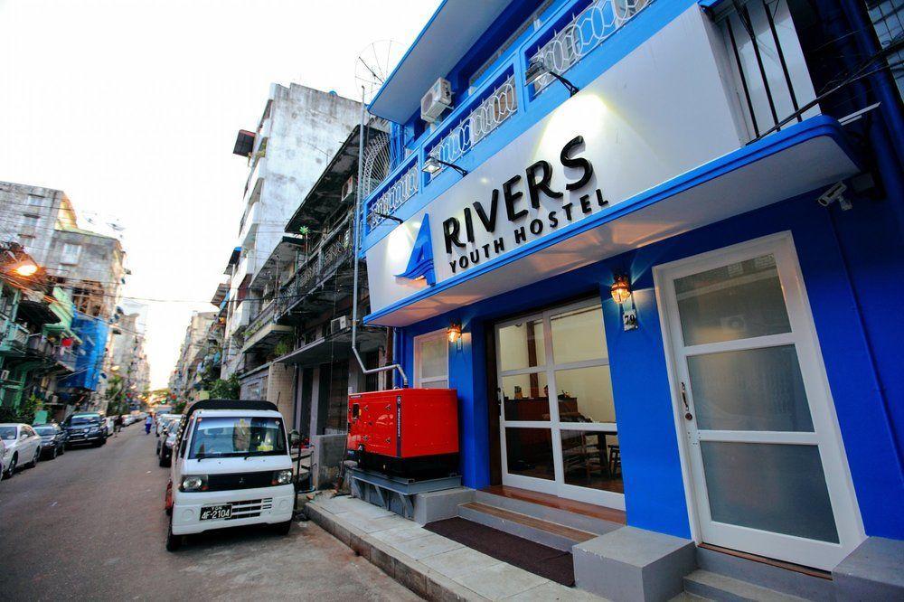 Four Rivers Youth Hostel Янгон Екстер'єр фото