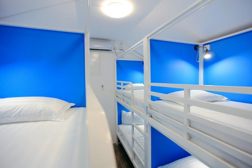 Four Rivers Youth Hostel Янгон Екстер'єр фото